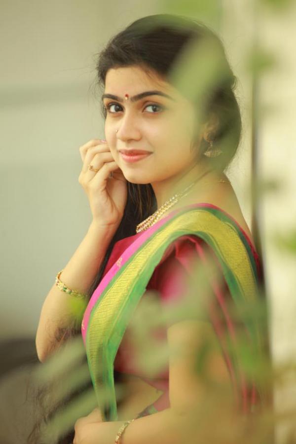 Actress Manasa Radhakrishnan Latest Photoshoot | Veethi