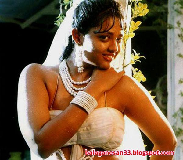 South Indian Actress Ranjitha Sexy Still Veethi