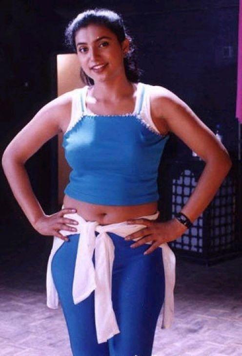 Actress Roja Selvamani Hot And Sexy In Blue Dress Veethi