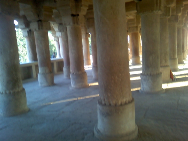 Gwalior Fort Inside View | Veethi