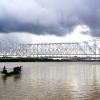 Howrah Bridge linking Howrah and Kolkata