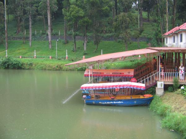 tamilnadu tourism ooty boat house
