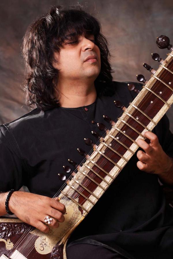 Niladri Kumar musician